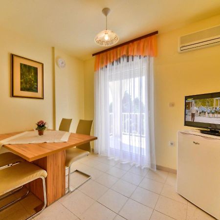 Apartment Fani-1 By Interhome Banjol Kültér fotó